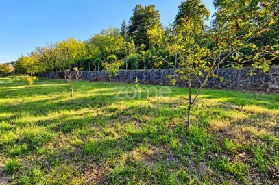 Terreno para Venda em Santo Tirso, Couto (Santa Cristina e São Miguel) e Burgães