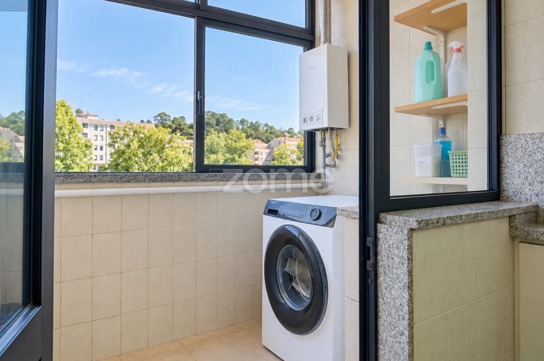 Apartamento T2 para Venda em Mafamude e Vilar do Paraíso Foto 12