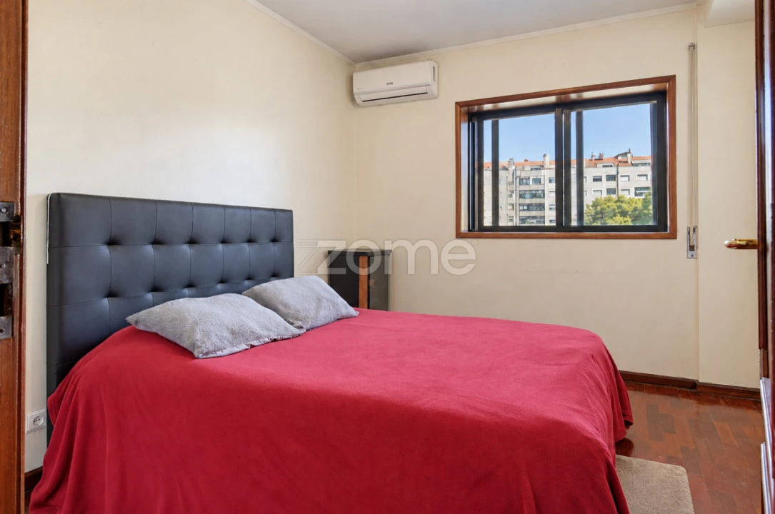 Apartamento T2 para Venda em Mafamude e Vilar do Paraíso Foto 20