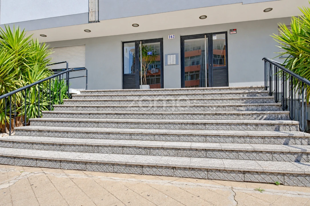 Apartamento T2 para Venda em Mafamude e Vilar do Paraíso Foto 3