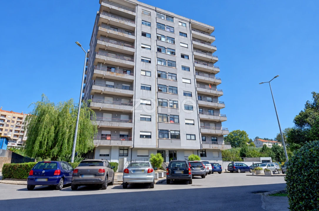 Apartamento T2 para Venda em Mafamude e Vilar do Paraíso Foto 2