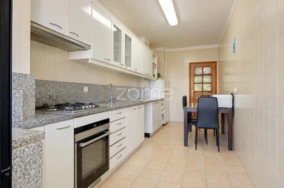 Apartamento T2 para Venda em Mafamude e Vilar do Paraíso