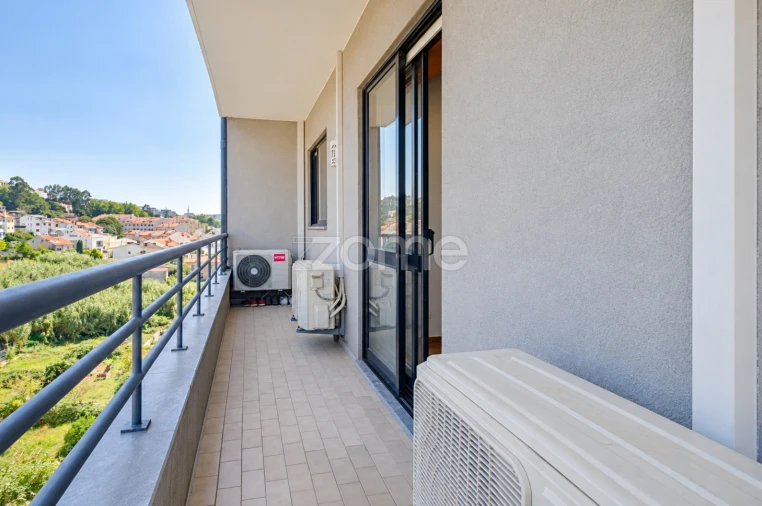 Apartamento T2 para Venda em Mafamude e Vilar do Paraíso Foto 23