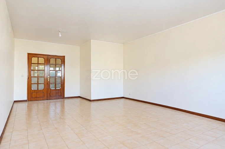 Apartamento T2 para Venda em Mafamude e Vilar do Paraíso Foto 13