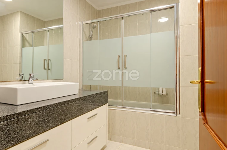 Apartamento T2 para Venda em Mafamude e Vilar do Paraíso Foto 19