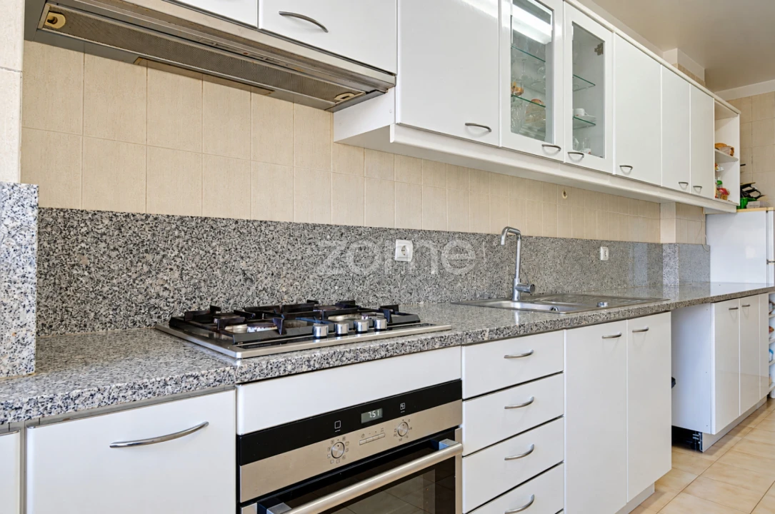 Apartamento T2 para Venda em Mafamude e Vilar do Paraíso Foto 11