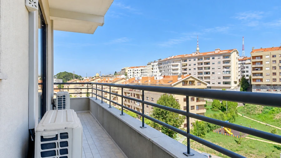 Apartamento T2 para Venda em Mafamude e Vilar do Paraíso