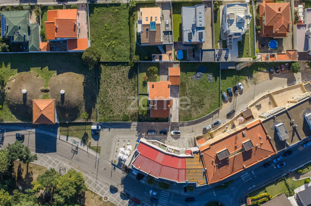 Moradia T4 para Venda em São João da Madeira Foto 45