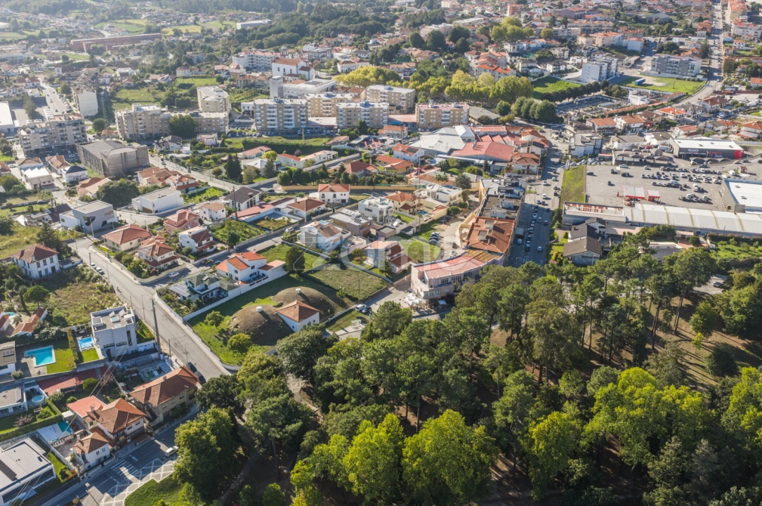 Moradia T4 para Venda em São João da Madeira Foto 43