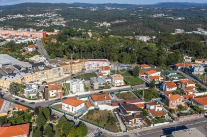 Moradia T4 para Venda em São João da Madeira