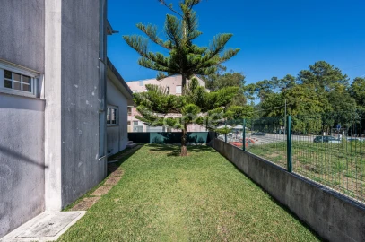 Moradia T4 para Venda em São João da Madeira