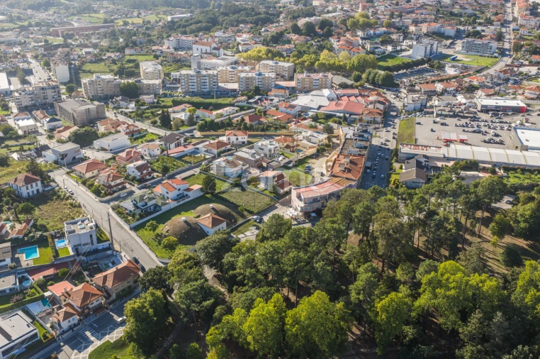 Moradia T4 para Venda em São João da Madeira Foto 43