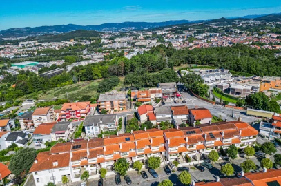 Moradia T3 para Venda em Creixomil