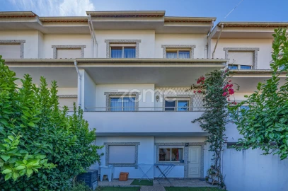 Moradia T3 para Venda em Creixomil