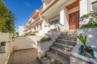 Moradia T3 para Venda em Creixomil
