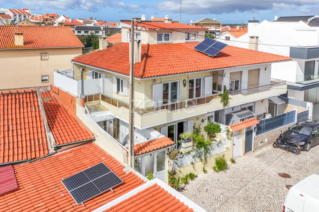 Moradia T4 para Venda em São Domingos de Rana Foto 1
