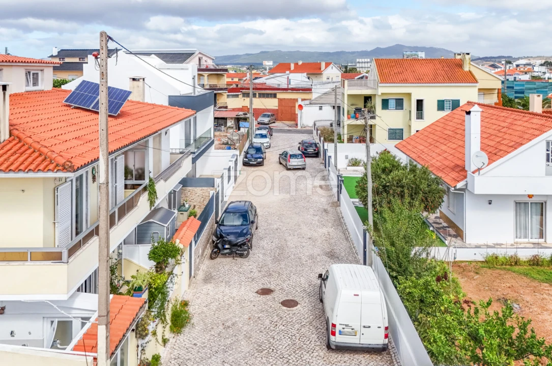 Moradia T4 para Venda em São Domingos de Rana Foto 5