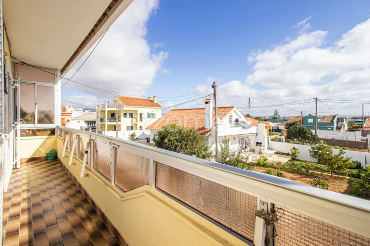 Moradia T4 para Venda em São Domingos de Rana Foto 35