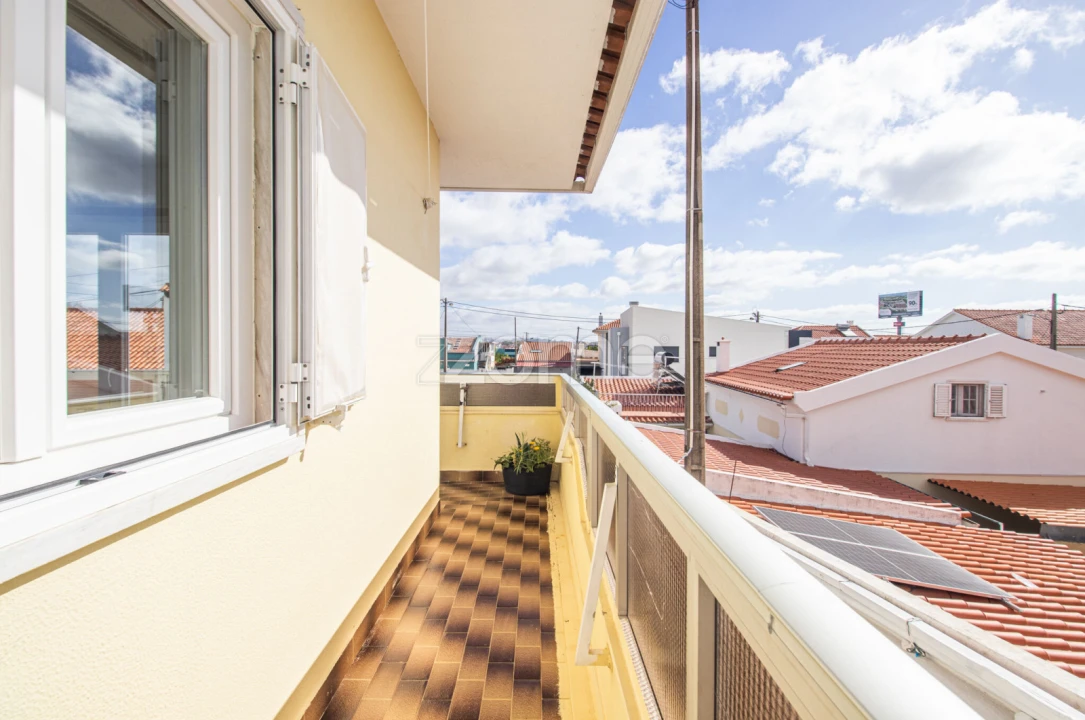 Moradia T4 para Venda em São Domingos de Rana Foto 34