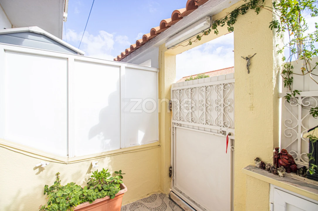 Moradia T4 para Venda em São Domingos de Rana Foto 41