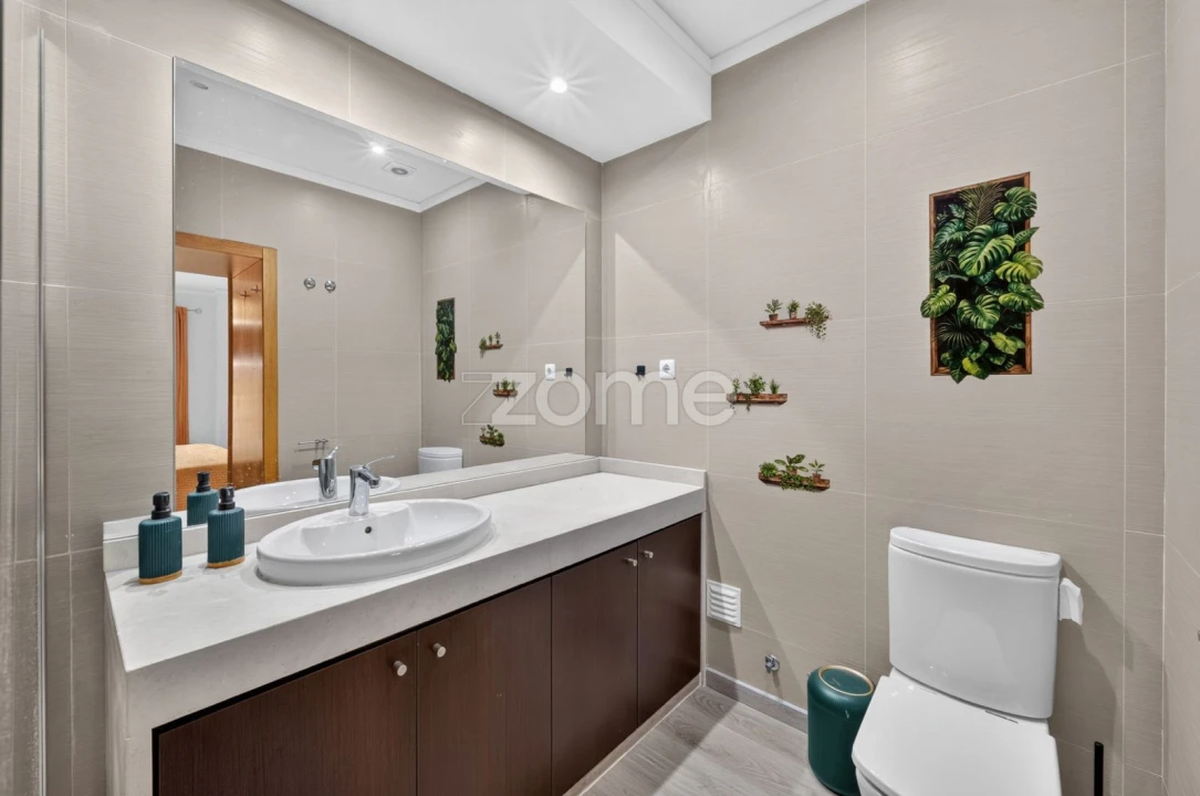 Apartamento T3 para Arrendamento em Águas Livres Foto 33