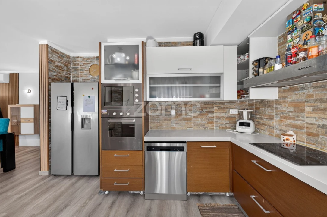 Apartamento T3 para Arrendamento em Águas Livres Foto 11