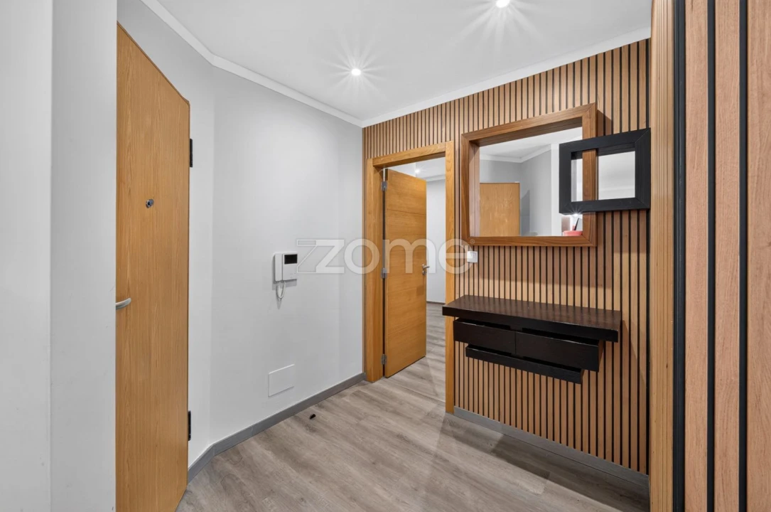 Apartamento T3 para Arrendamento em Águas Livres Foto 14