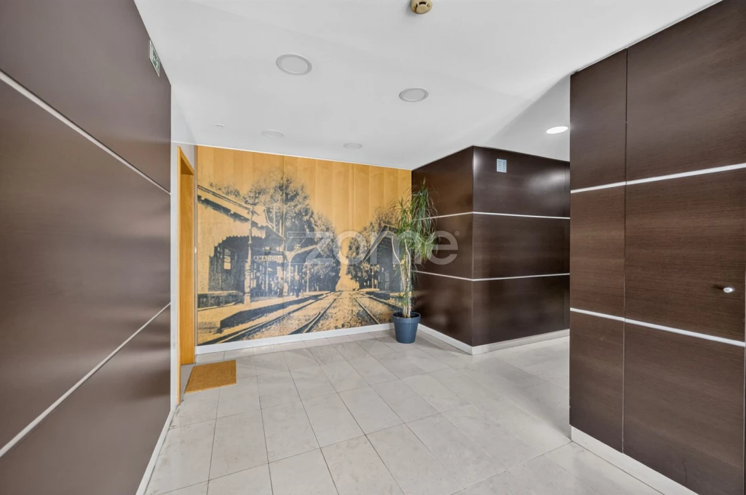 Apartamento T3 para Arrendamento em Águas Livres Foto 41