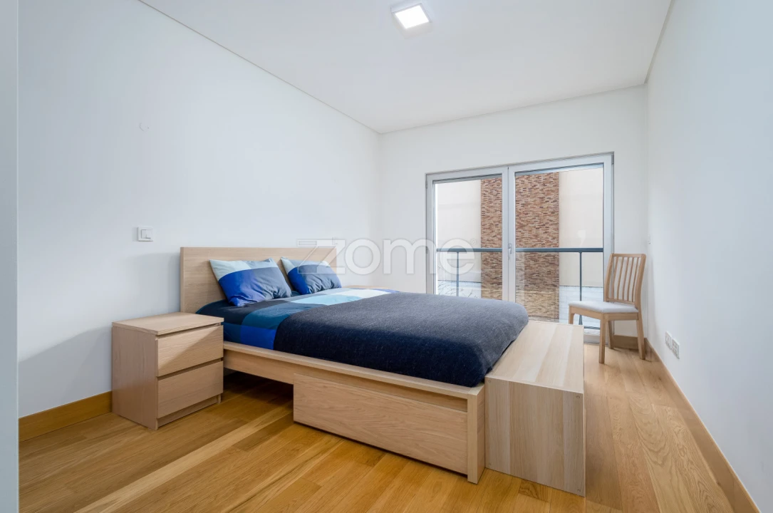 Apartamento T2 para Arrendamento em São Domingos de Benfica Foto 16
