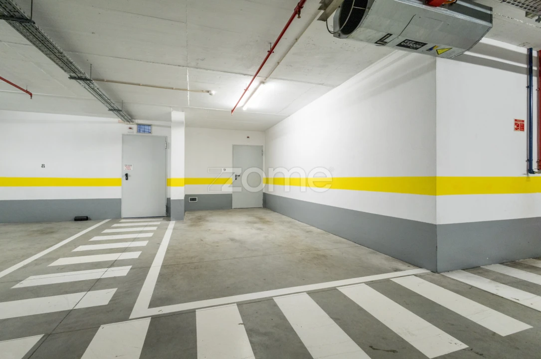 Apartamento T2 para Arrendamento em São Domingos de Benfica Foto 21