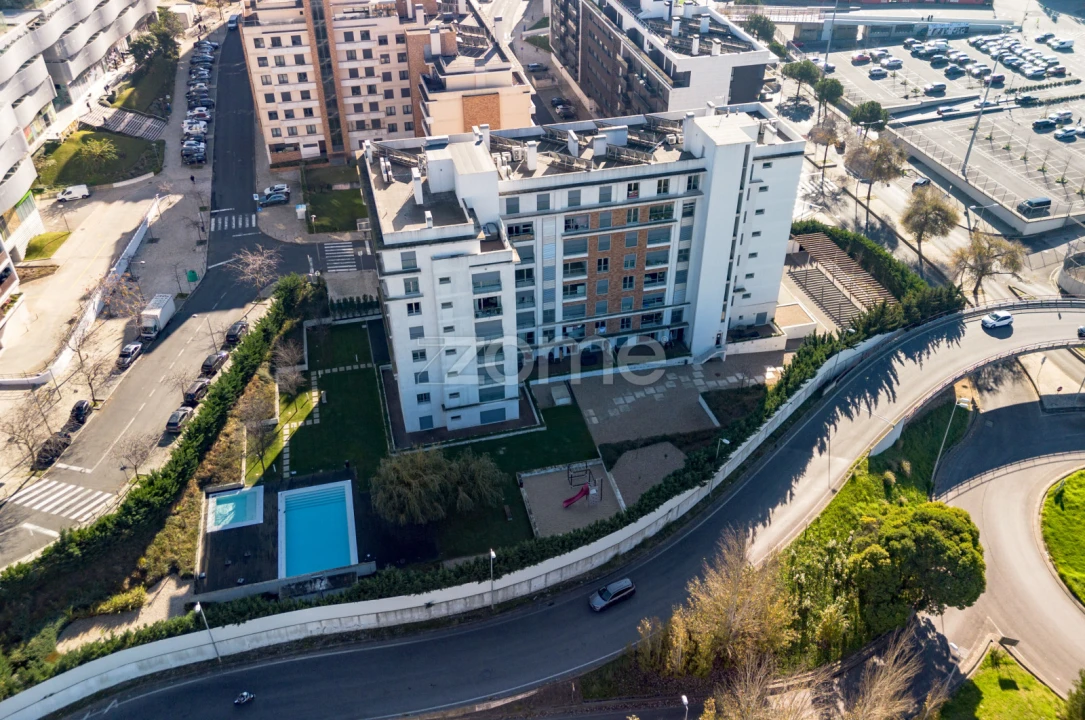 Apartamento T2 para Arrendamento em São Domingos de Benfica Foto 35