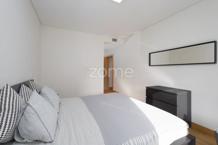 Apartamento T2 para Arrendamento em São Domingos de Benfica Foto 13