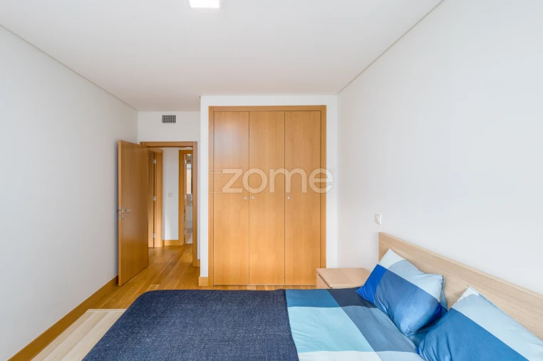 Apartamento T2 para Arrendamento em São Domingos de Benfica Foto 17