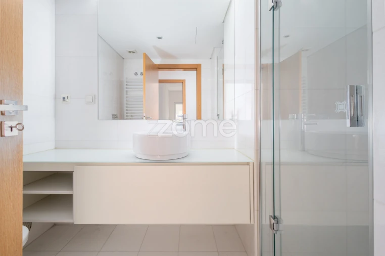 Apartamento T2 para Arrendamento em São Domingos de Benfica Foto 18