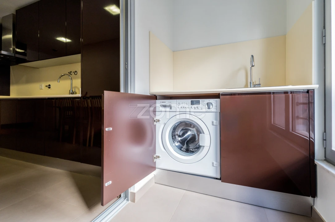 Apartamento T2 para Arrendamento em São Domingos de Benfica Foto 8
