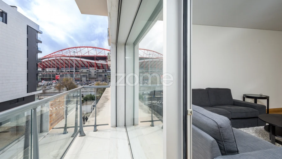 Apartamento T2 para Arrendamento em São Domingos de Benfica