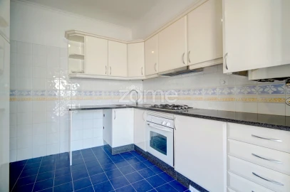 Apartamento T3 para Venda em Santa Maria, São Pedro e Matacães