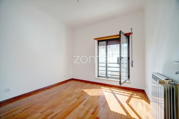 Apartamento T3 para Venda em Santa Maria, São Pedro e Matacães Foto 18