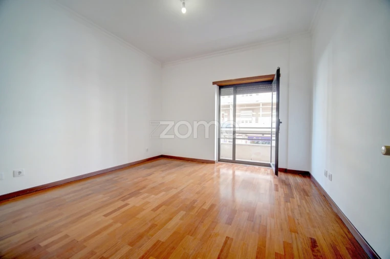 Apartamento T3 para Venda em Santa Maria, São Pedro e Matacães Foto 7