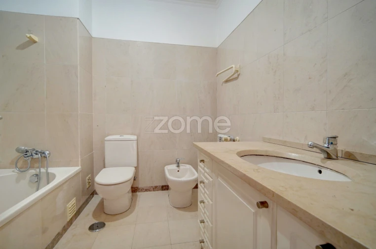 Apartamento T3 para Venda em Santa Maria, São Pedro e Matacães Foto 10