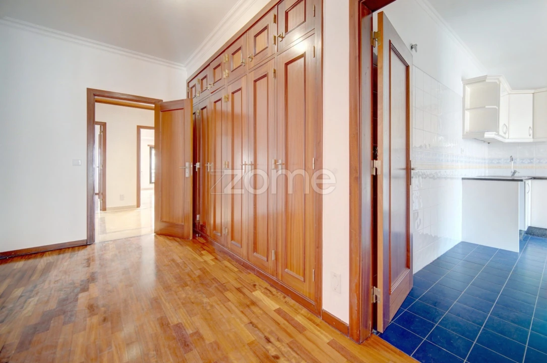 Apartamento T3 para Venda em Santa Maria, São Pedro e Matacães Foto 15