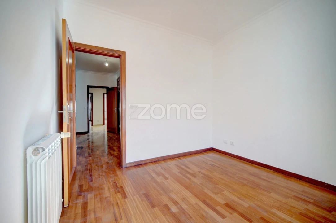 Apartamento T3 para Venda em Santa Maria, São Pedro e Matacães Foto 19