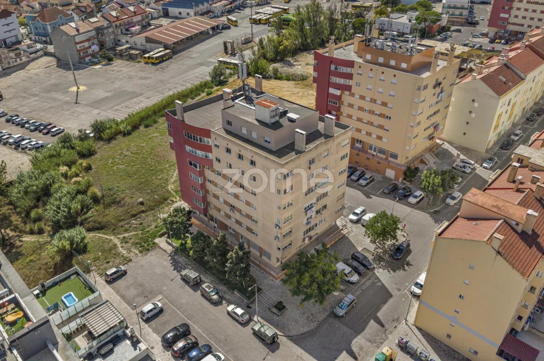 Apartamento T3 para Venda em Ramada e Caneças Foto 24