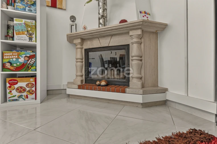 Apartamento T3 para Venda em Ramada e Caneças Foto 4