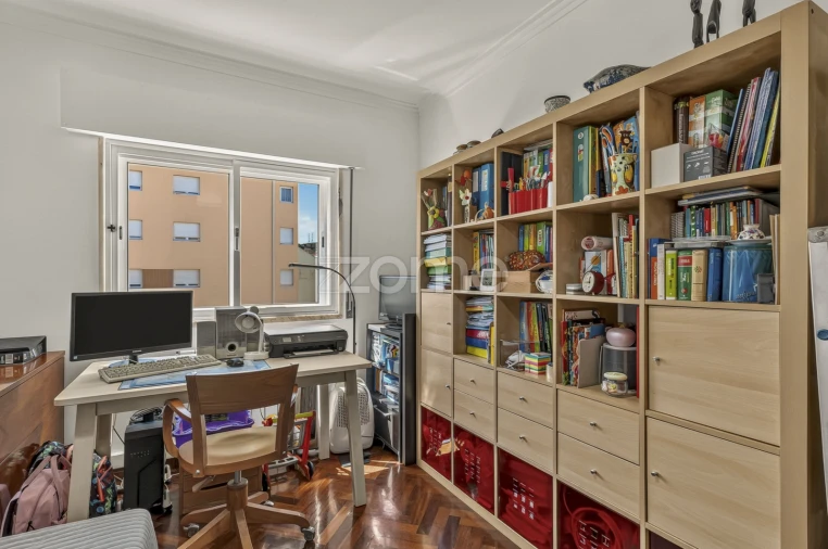 Apartamento T3 para Venda em Ramada e Caneças Foto 11