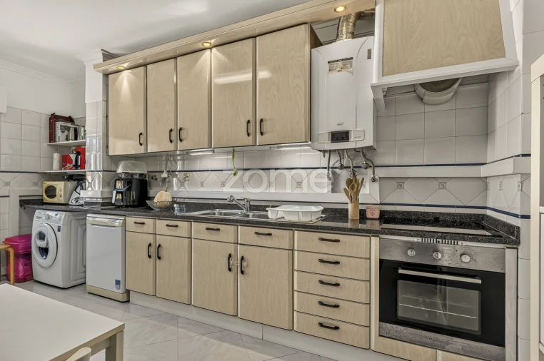 Apartamento T3 para Venda em Ramada e Caneças Foto 7