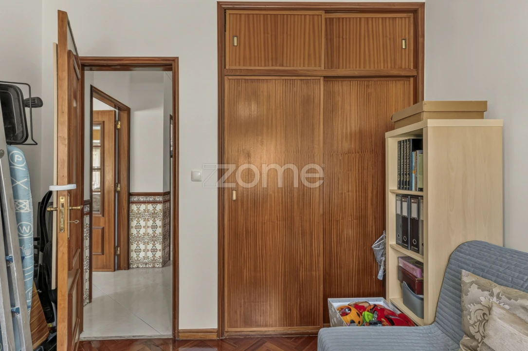 Apartamento T3 para Venda em Ramada e Caneças Foto 12