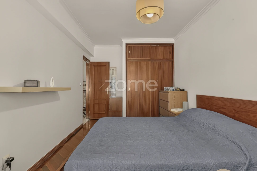 Apartamento T3 para Venda em Ramada e Caneças Foto 20