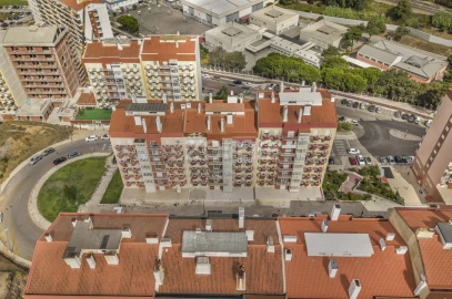 Apartamento T2 para Venda em Rio de Mouro