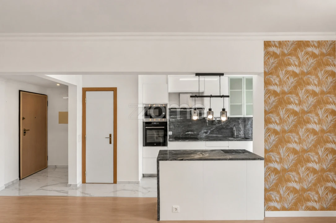 Apartamento T2 para Venda em Rio de Mouro Foto 8